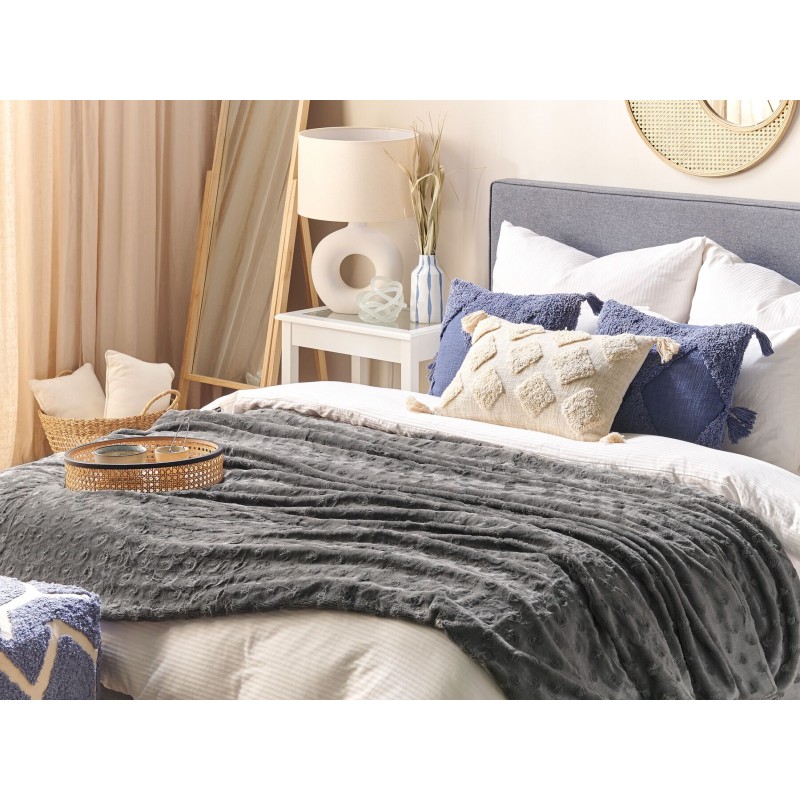Narzuta na łóżko KANDILLI 150 x 200 cm Szary