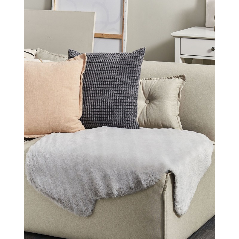 Dywan imitacja futra królika szary UNDARA